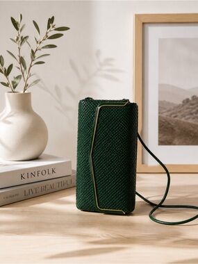 Vintage Hong Kong Green Metal Mesh Bag Long Strap Evening Clutch